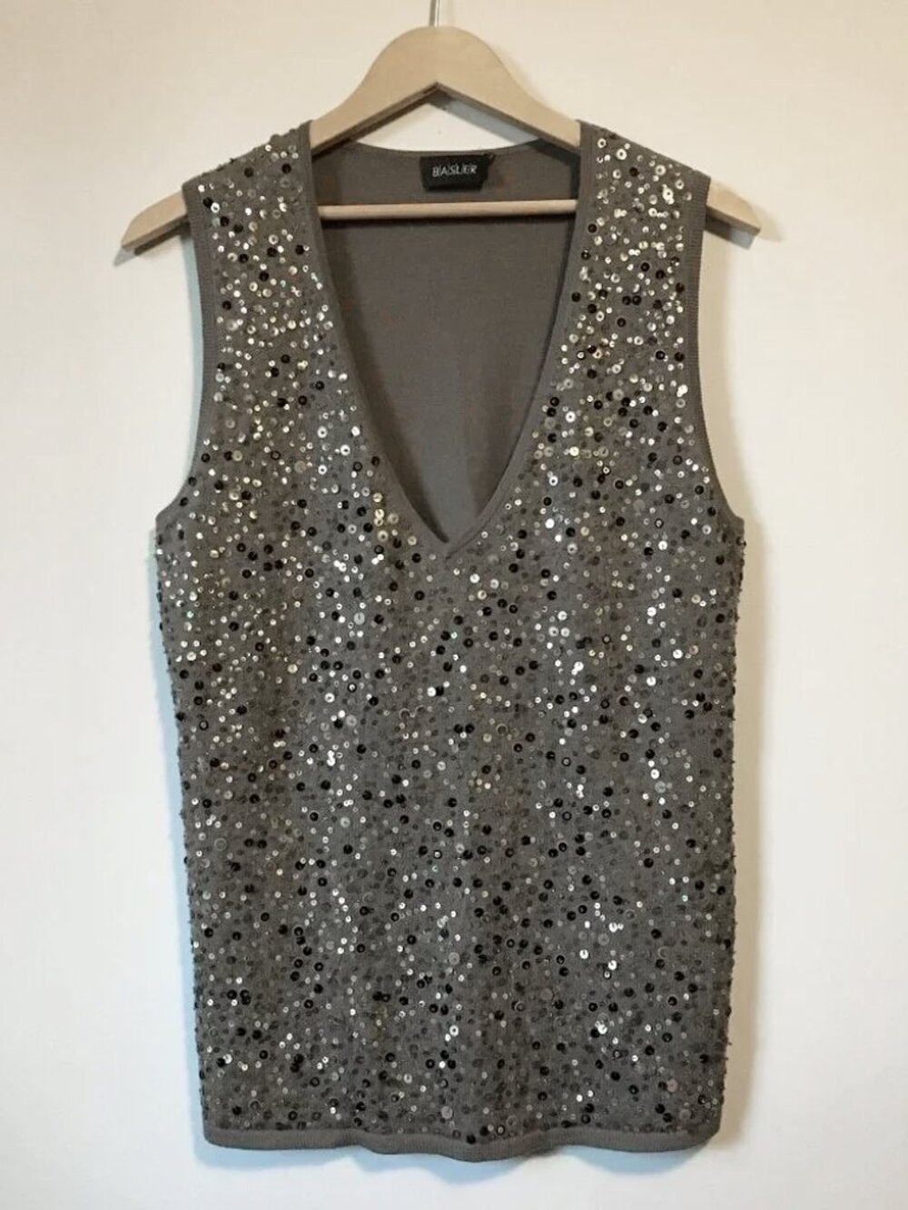BASLER Virgin Wool & Silk Sequin Knit Sweater Vest Grey - 38 / M Luxury